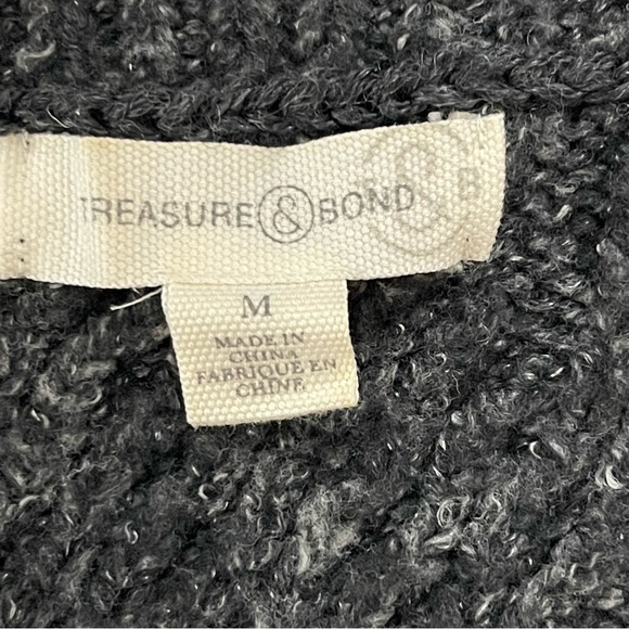 Treasure & Bond V Neck Sweater - Picture 3 of 5